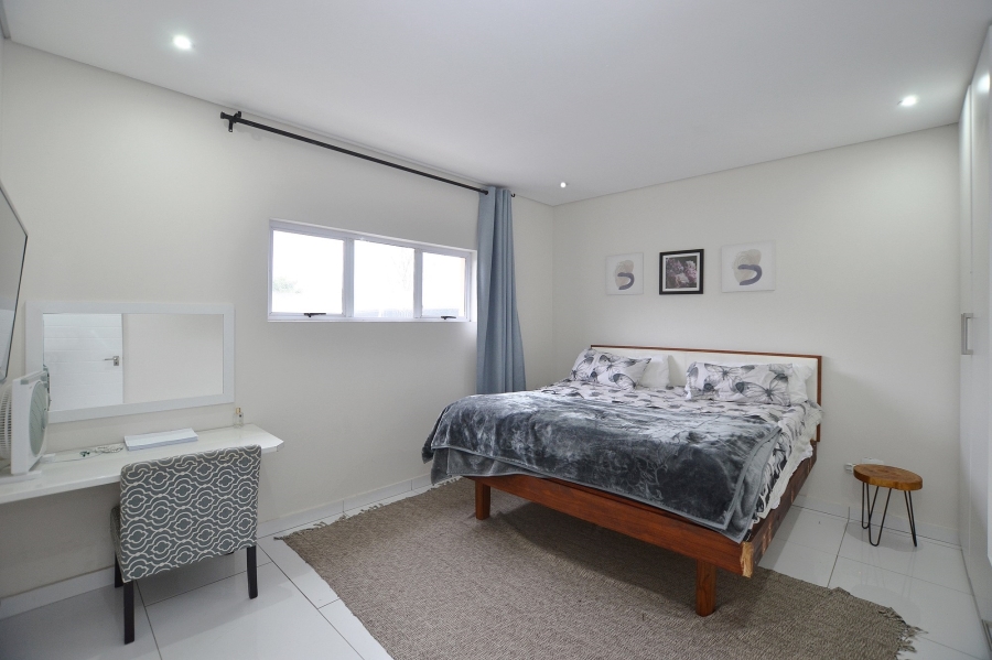 2 Bedroom Property for Sale in Kenridge Western Cape